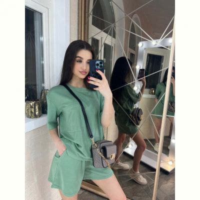 Костюм Valentina 041 green (42-46 46-50)