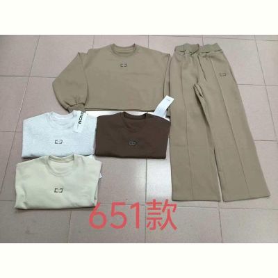 Костюм спорт DIVO 651 d.beige